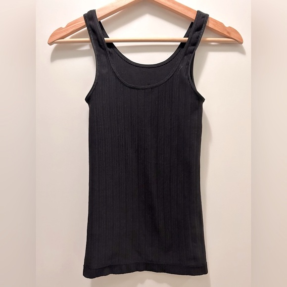 Tank Top Bundle! 2 tank tops for $10! Women Tops. Soft, Cozy, Cute, Comfy. XS - Picture 4 of 4